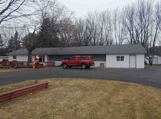 1003 W McMillan St, Marshfield, WI 54449