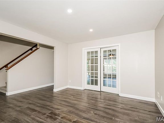 3rd image of 3316 Walworth Way Dr