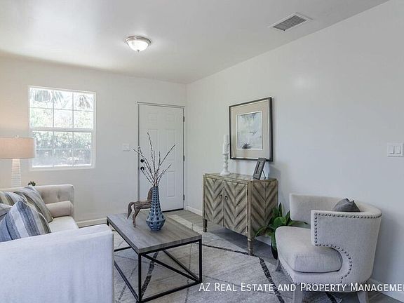 3rd image of 1649 E Oak St APT 8