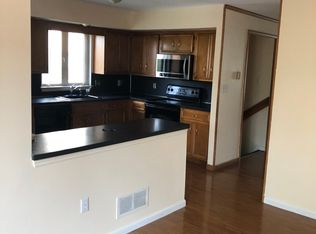 115 Cornerstone Pl, Whitehall, PA 18052