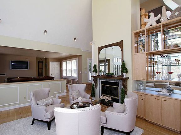 5th image of 53 Sandcastle Dr