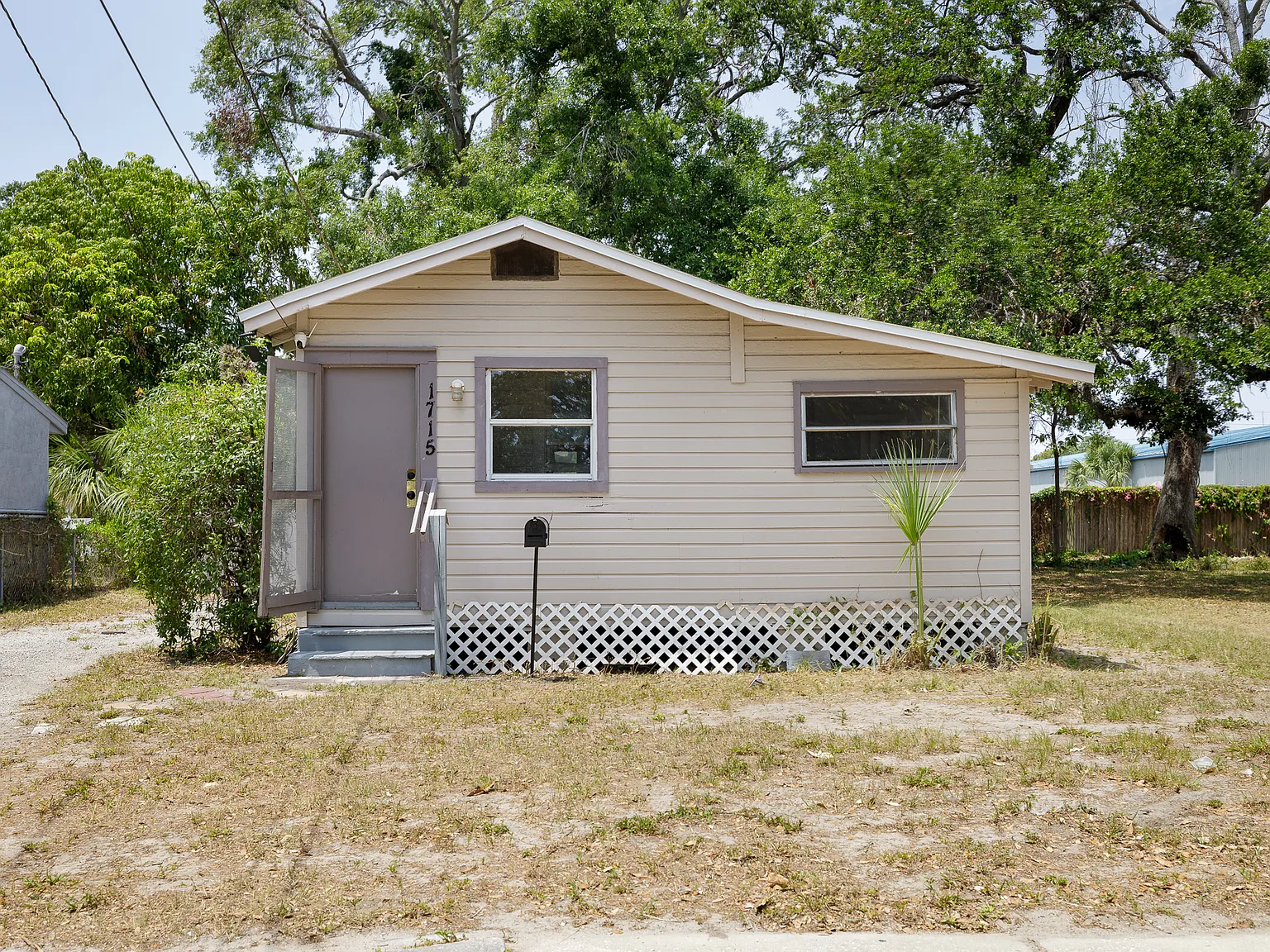 2 bed, 1100 sqft, $1,850 — Photo 1