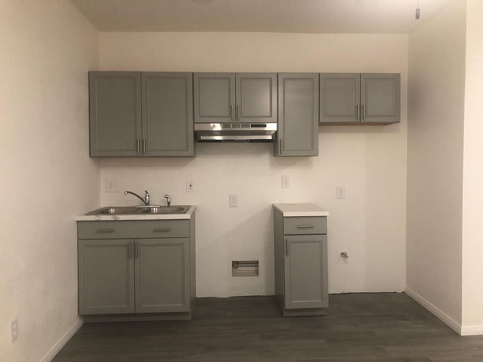 1st image of 10429 Townley Dr