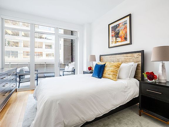 4th image of 1050 6th Ave Unit 22-A