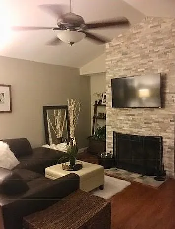 10466 Rancho Carmel Dr — Photo 3