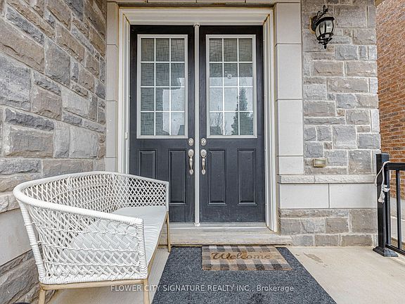 3rd image of 116 Morningside Dr N