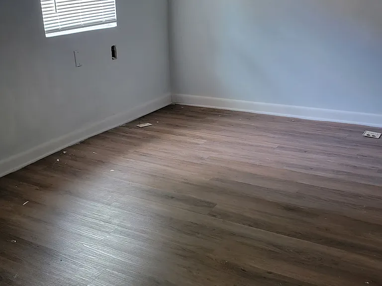 1024 Park Ave — Photo 21