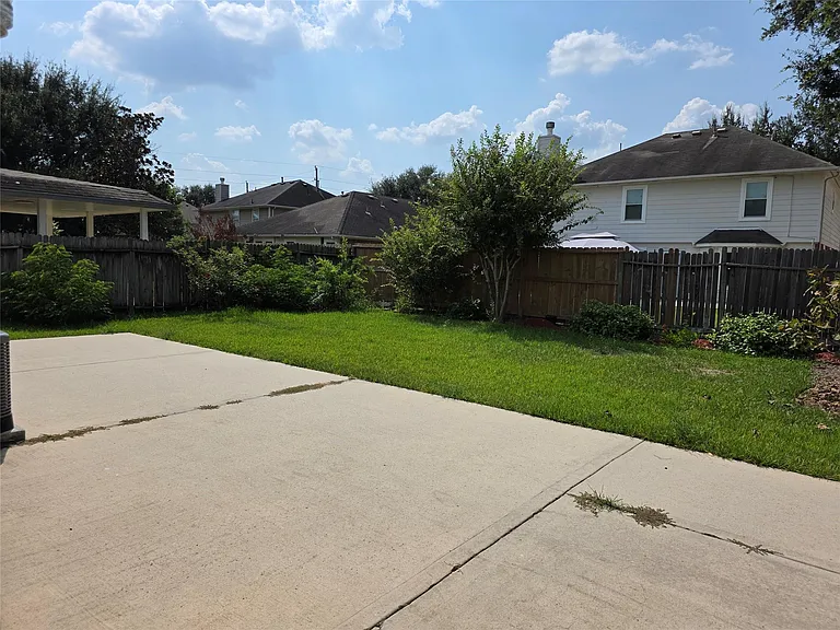 16106 Darwood Ct — Photo 24