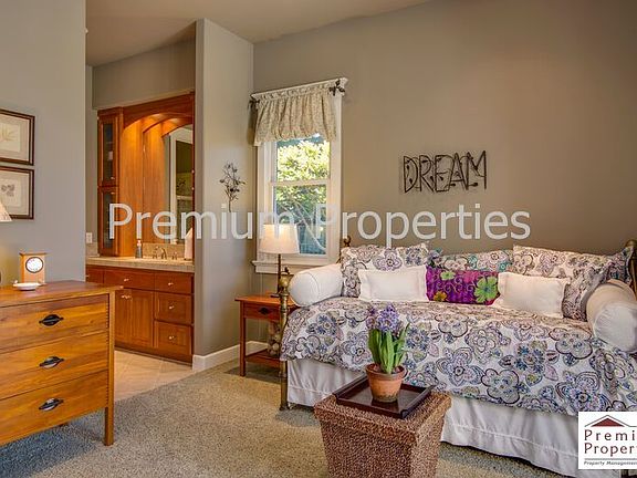 4th image of 141 Brodia Way