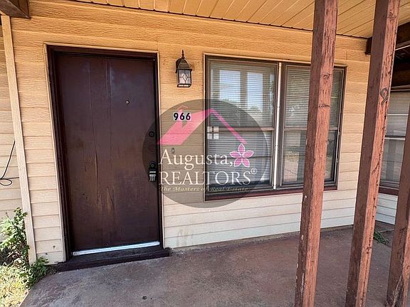 2nd image of 966 N La Salle Dr