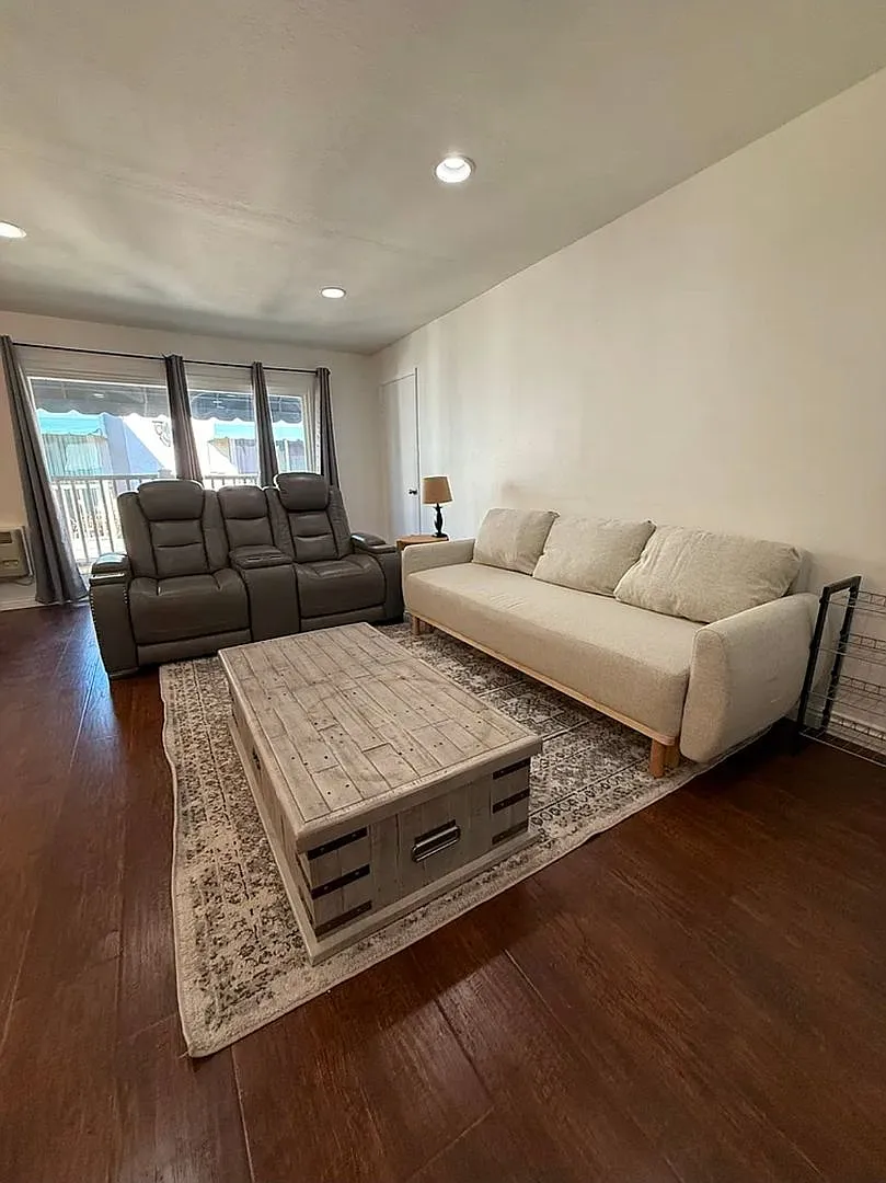 Furnished Top-Floor West LA Townhome Near Sawtelle and UCLA — Photo 1