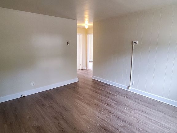 4th image of 905 Grayland St APT B