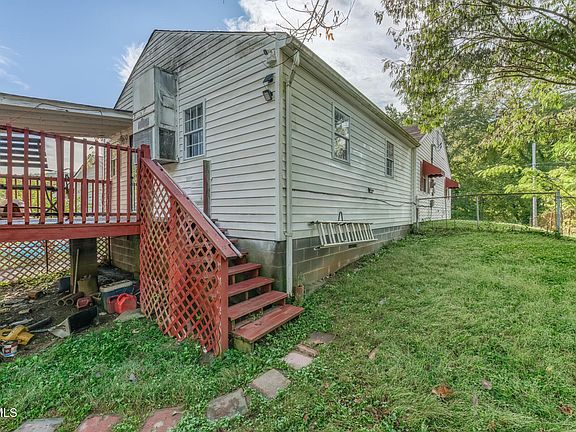 3rd image of 2106 Millye St