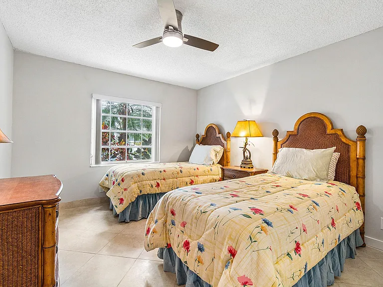 6417 Bay Club Dr #2 — Photo 15