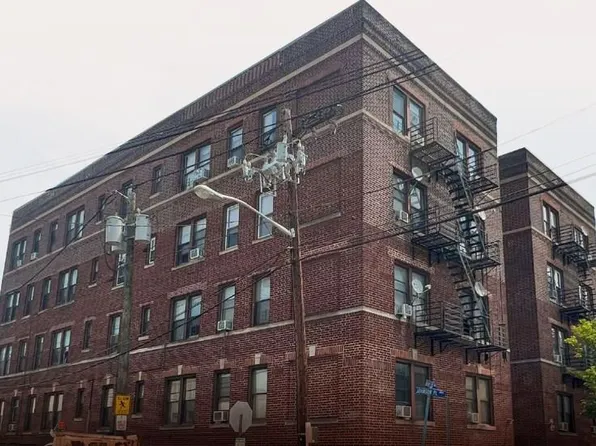 110 61st Street, 110 61st St APT B300, West New York, NJ 07093