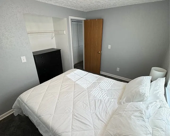 32 W Welch Ave #A — Photo 8