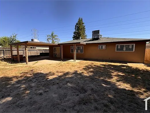 4445 N Emerson Ave — Photo 15