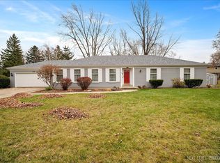 2350 Tanglewood Ct, Aurora, IL 60506