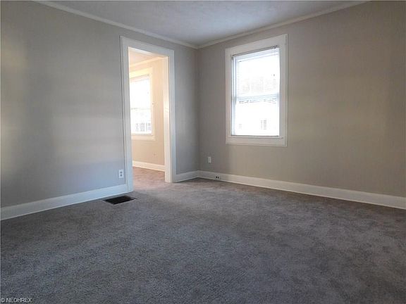 5th image of 316 Kentucky Ave