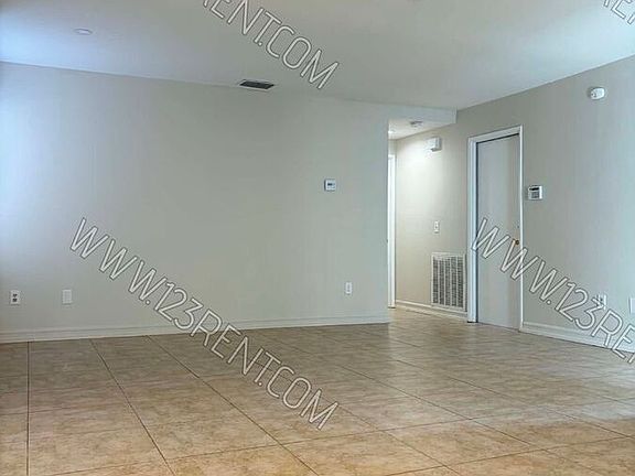 4th image of 37637 17th St E
