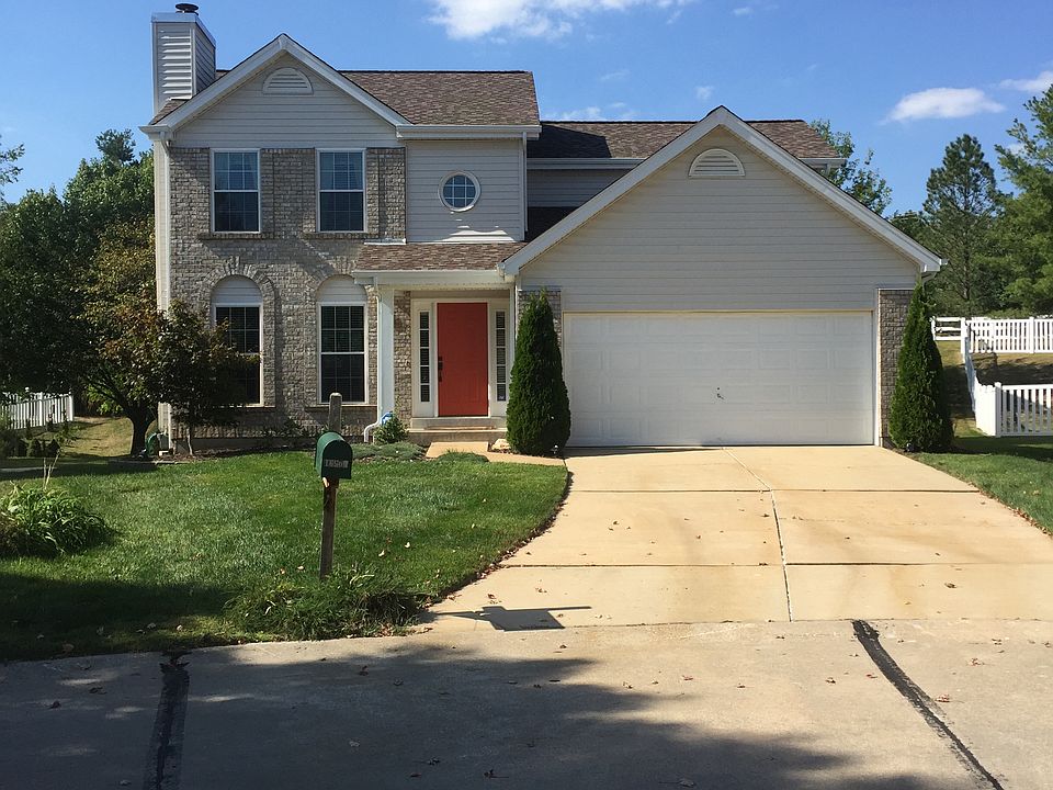 1st image of 16904 Hickory Crest Dr