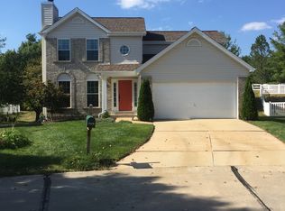 16904 Hickory Crest Dr, Ballwin, MO