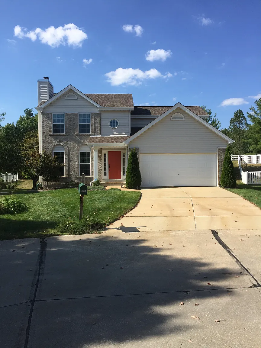 16904 Hickory Crest Dr photo 1