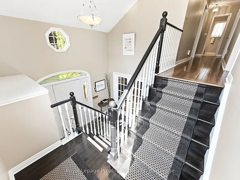 37 Ravine Dr — Photo 27