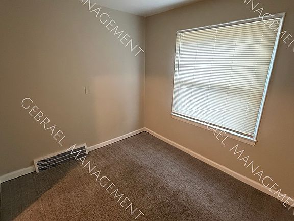 3rd image of 18644 Sunderland Rd