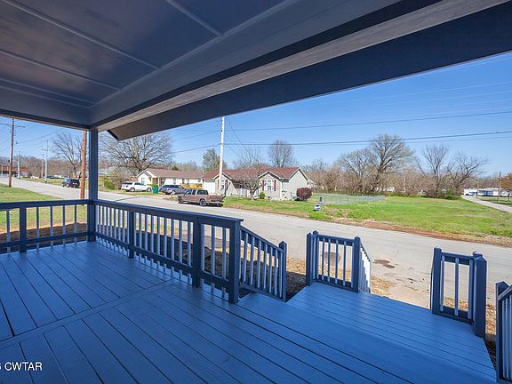 3rd image of 537 Short St