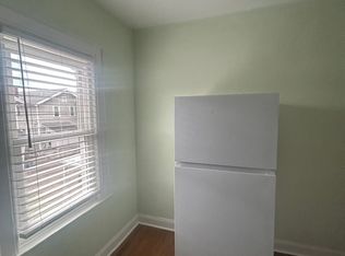 1559 1/2 Dixie St #A, Charleston, WV 25311