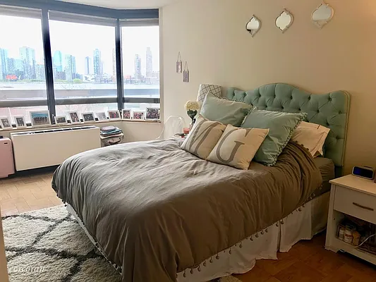 Rented by Corcoran | media 26