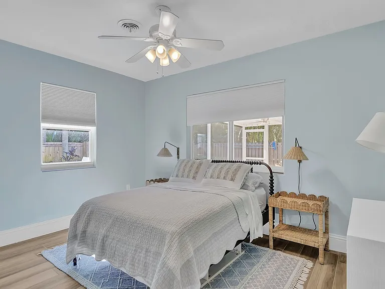 786 Dahlia Ln — Photo 12