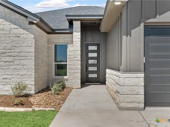 210 Creek Plum Ln, Temple, TX 76502