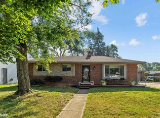1398 Dundee Dr, Waterford, MI