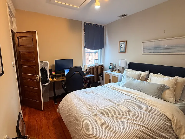 1407 King St #3 — Photo 15