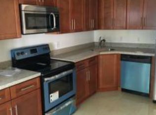 274 Meadows Dr, Boynton Beach, FL 33436