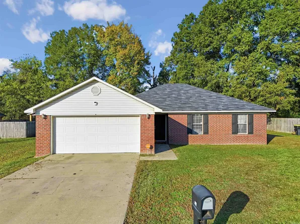 135 Shiloh Dr, Conway, AR 72032