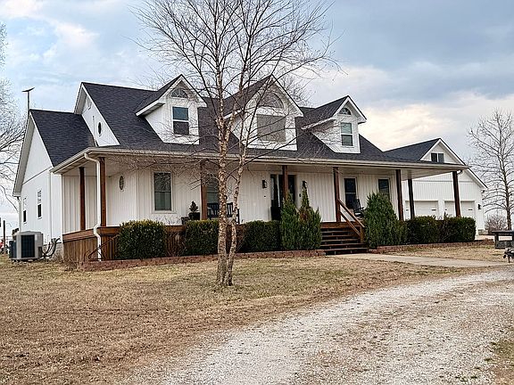 3rd image of 20883 S 1600th Rd