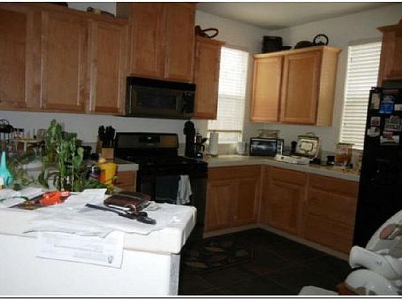 Kitchen Tile counter