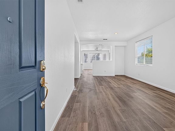 4th image of 1515 Sweetgrass Ln