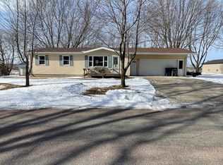 105 Kerry St, Sutherland, IA 51058