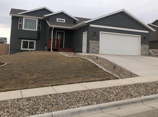 709 Bar Five Ranch Rd, Rapid City, SD 57703