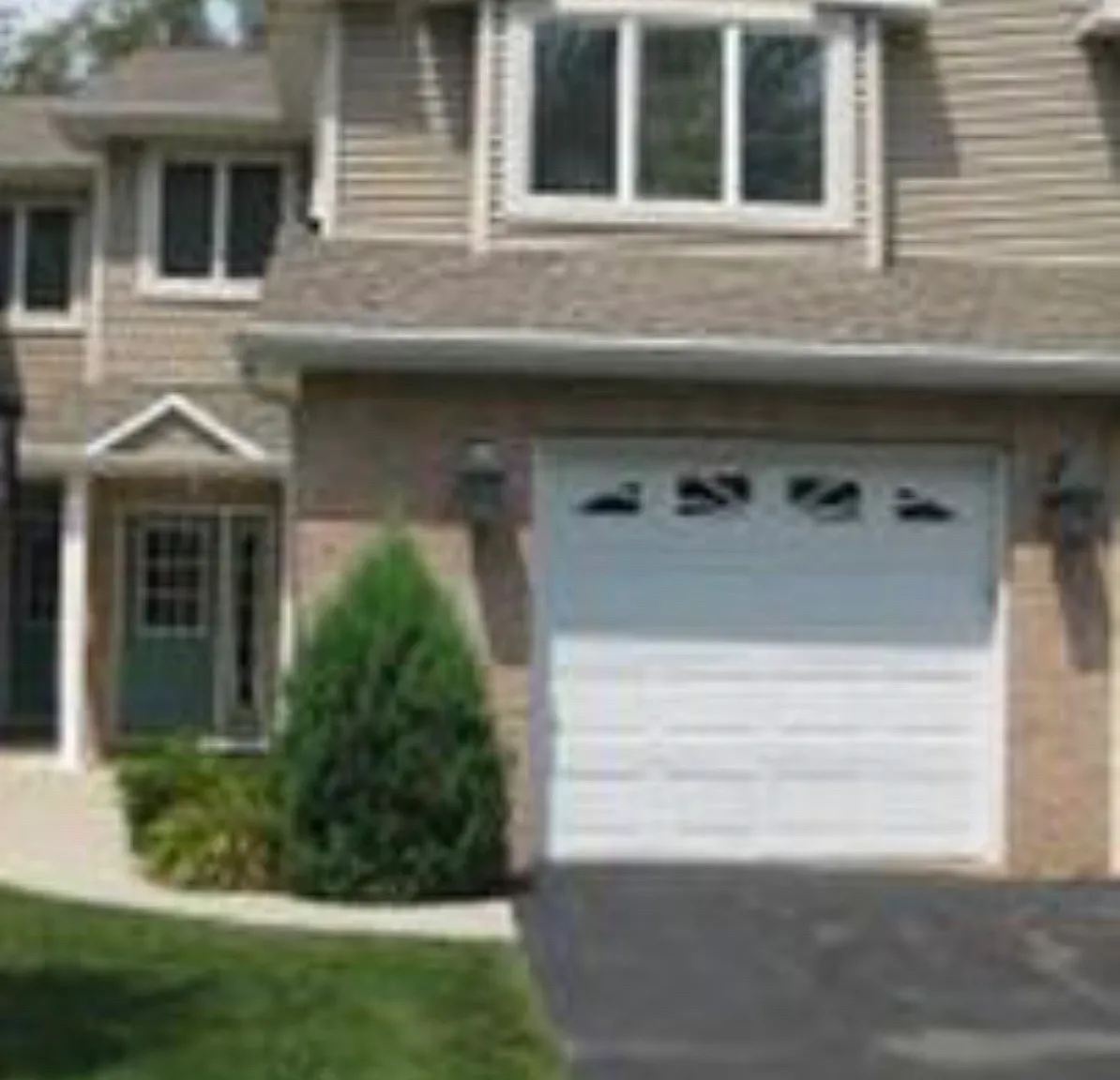 3 bed, 2.5 bath, 1632 sqft, $2,300 — Photo 1