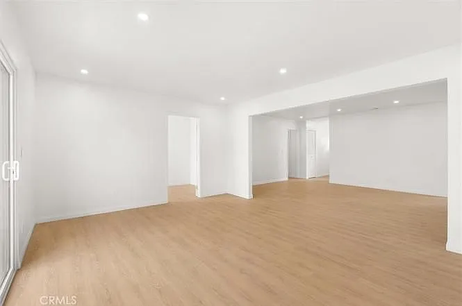 22025 Garston Ave — Photo 10