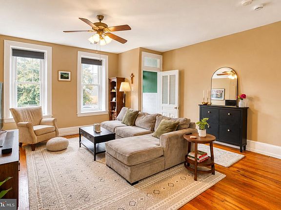 4th image of 4319 Freeland Ave