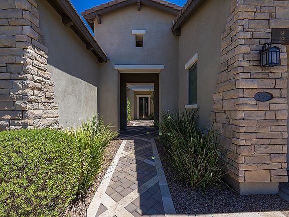 4th image of 5221 E Barwick Dr