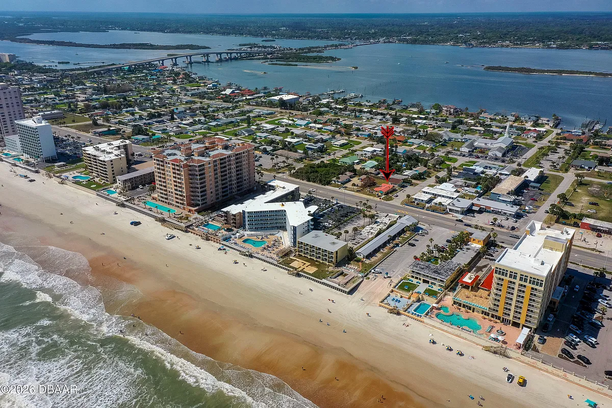 Building Photo - 3226 S Atlantic Ave #2