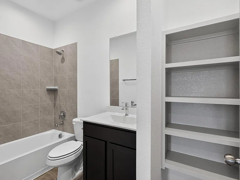 14407 Sweet Water Dr — Photo 4