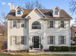 6035 Dunham Rd, Downers Grove, IL 60516